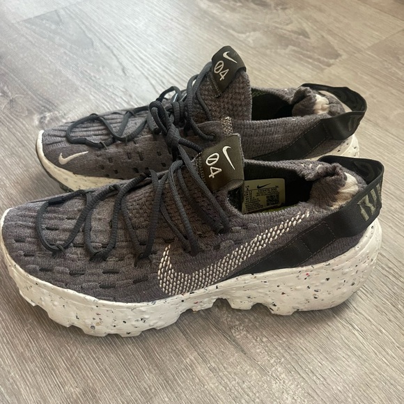 Women’s Nike Space Hippie 04 - Picture 4 of 6